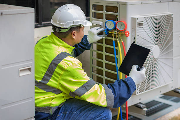 Professional Hvac technician working in Carolina, RI